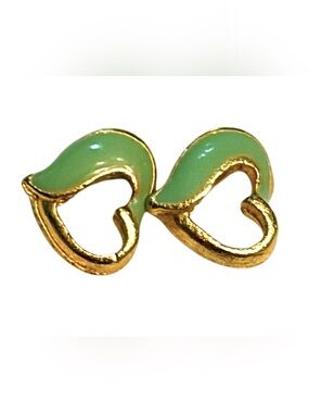 Vintage Heart green Gold Stud Earrings